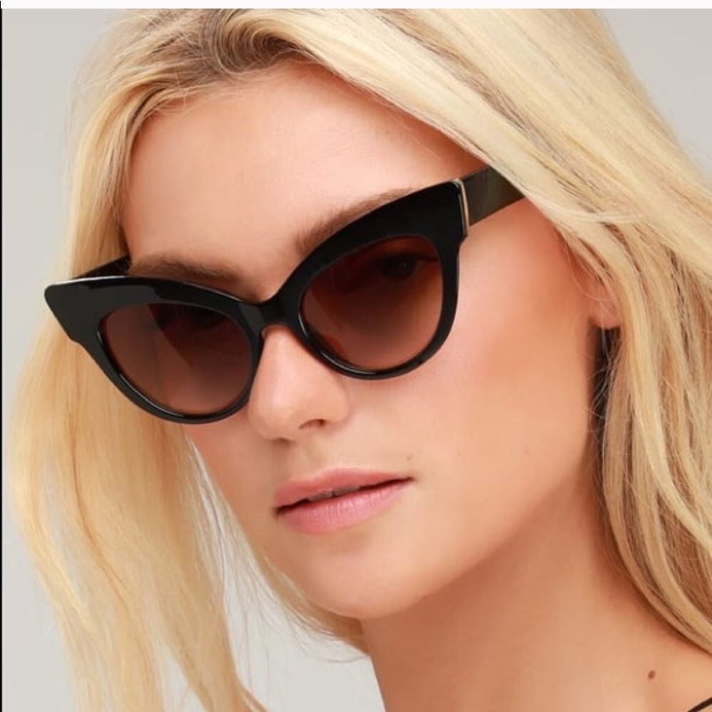 Lulu’s CatEye Sunglasses